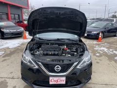 Used 2018  Nissan Sentra 4d Sedan SR at Carrikers Auto Outlet near Oskaloosa&comma; IA