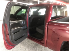 Used 2015  Chevrolet Silverado 1500 4WD Crew Cab LT at Carrikers Auto Outlet near Oskaloosa&comma; IA