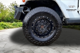 Used 2017  Jeep Wrangler Unlimited 4d Convertible Sahara at Carrikers Auto Outlet near Oskaloosa&comma; IA