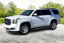  2018 GMC Yukon 4d SUV 4WD SLT at Carrikers Auto Outlet near Oskaloosa&comma; IA