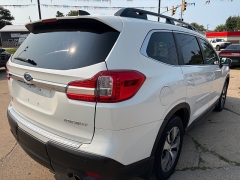 Used 2021  Subaru Ascent Premium 7-Passenger at Carrikers Auto Outlet near Oskaloosa&comma; IA
