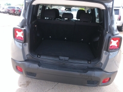 Used 2020 Jeep Renegade 4d SUV 4WD Sport Upland Edition at Carrikers Auto Outlet near Oskaloosa, IA