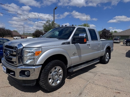 Used 2013 Ford Super Duty F-250 4WD Crew Cab Lariat at Carrikers Auto Outlet near Oskaloosa, IA