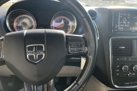 Used 2020  Dodge Grand Caravan 4d Wagon SXT at Carrikers Auto Outlet near Oskaloosa&comma; IA