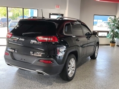 Used 2017  Jeep Cherokee 4d SUV 4WD Limited V6 High Altitude at Carrikers Auto Outlet near Oskaloosa&comma; IA