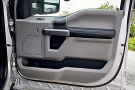 Used 2015  Ford F-150 4WD Supercrew XLT 5 1&sol;2 at Carrikers Auto Outlet near Oskaloosa&comma; IA