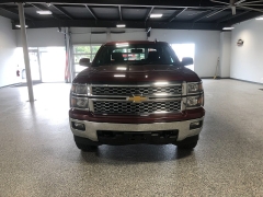 Used 2015  Chevrolet Silverado 1500 4WD Crew Cab LT at Carrikers Auto Outlet near Oskaloosa&comma; IA