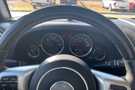 Used 2016  Jeep Wrangler Unlimited 4d Convertible Rubicon at Carrikers Auto Outlet near Oskaloosa&comma; IA