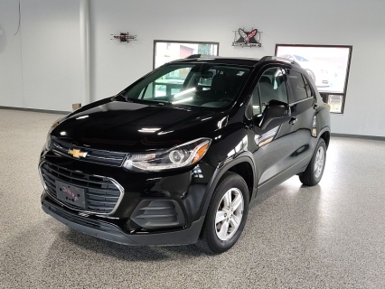 Used 2017 Chevrolet Trax 4d SUV AWD LT at Carrikers Auto Outlet near Oskaloosa, IA