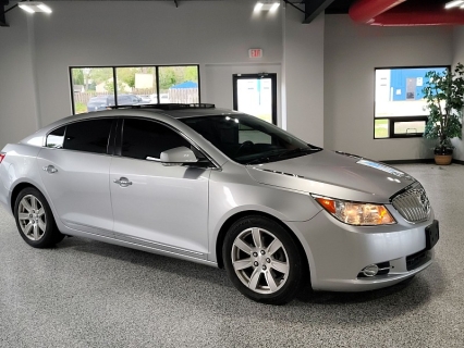 Used 2010 Buick LaCrosse 4d Sedan FWD CXL at Carrikers Auto Outlet near Oskaloosa, IA