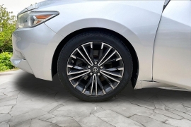Used 2016  Nissan Maxima 4d Sedan SL at Carrikers Auto Outlet near Oskaloosa&comma; IA