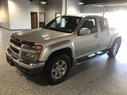 Used 2011 Chevrolet Colorado 4WD Crew Cab LT2 at Carrikers Auto Outlet near Oskaloosa, IA