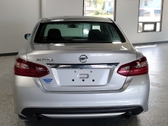 Used 2018  Nissan Altima 4d Sedan 2&period;5L S at Carrikers Auto Outlet near Oskaloosa&comma; IA