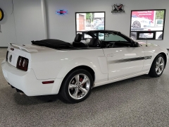  2008 Ford Mustang 2d Convertible GT Premium at Carrikers Auto Outlet near Oskaloosa&comma; IA