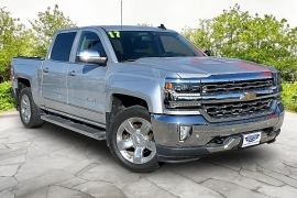 Used 2017  Chevrolet Silverado 1500 4WD Crew Cab LTZ at Carrikers Auto Outlet near Oskaloosa&comma; IA