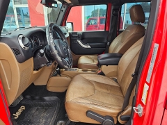 Used 2017  Jeep Wrangler Unlimited 4d Convertible Sahara at Carrikers Auto Outlet near Oskaloosa&comma; IA