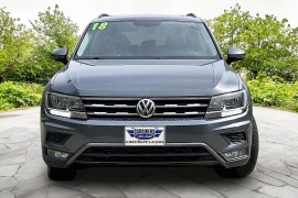 Used 2018  Volkswagen Tiguan 4d SUV SE at Carrikers Auto Outlet near Oskaloosa&comma; IA