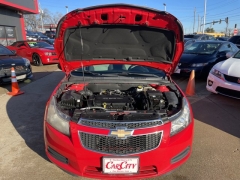 Used 2014  Chevrolet Cruze 4d Sedan LS AT at Carrikers Auto Outlet near Oskaloosa&comma; IA