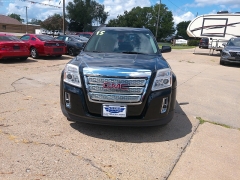 Used 2015 GMC Terrain 4d SUV AWD SLE2 at Carrikers Auto Outlet near Oskaloosa, IA