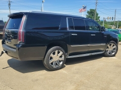 Used 2017  Cadillac Escalade ESV 4d SUV 4WD Luxury at Carrikers Auto Outlet near Oskaloosa&comma; IA