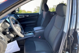 Used 2020  Nissan Pathfinder 4d SUV FWD S at Carrikers Auto Outlet near Oskaloosa&comma; IA