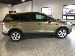 Used 2014  Ford Escape 4d SUV 4WD SE at Carrikers Auto Outlet near Oskaloosa&comma; IA