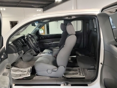 Used 2009  Toyota Tacoma 4WD Access V6 &lpar;Natl&rpar; at Carrikers Auto Outlet near Oskaloosa&comma; IA