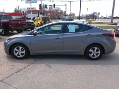 Used 2014 Hyundai Elantra 4d Sedan SE Auto at Carrikers Auto Outlet near Oskaloosa, IA