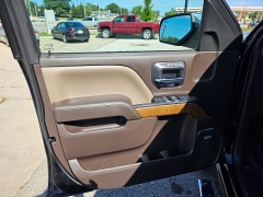Used 2017  Chevrolet Silverado 1500 4WD Crew Cab LTZ at Carrikers Auto Outlet near Oskaloosa&comma; IA