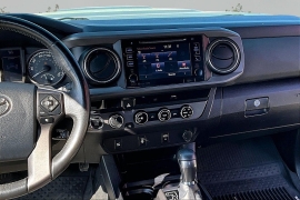 Used 2017  Toyota Tacoma 4WD Access Cab TRD Sport Auto at Carrikers Auto Outlet near Oskaloosa&comma; IA