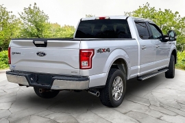 Used 2015  Ford F-150 4WD Supercrew XLT 5 1&sol;2 at Carrikers Auto Outlet near Oskaloosa&comma; IA