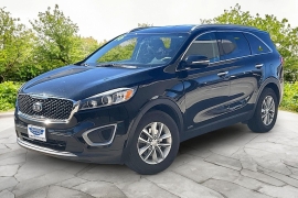  2016 Kia Sorento 4d SUV AWD LX at Carrikers Auto Outlet near Oskaloosa&comma; IA