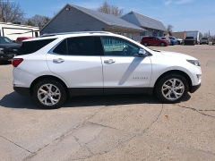Used 2020 Chevrolet Equinox 4d SUV AWD Premier w/1LZ at Carrikers Auto Outlet near Oskaloosa, IA