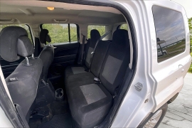 Used 2016  Jeep Patriot 4d SUV 4WD Sport at Carrikers Auto Outlet near Oskaloosa&comma; IA