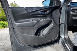 Used 2020  Chevrolet Equinox 4d SUV FWD LT w&sol;1LT at Carrikers Auto Outlet near Oskaloosa&comma; IA