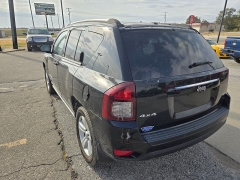Used 2014 Jeep Compass 4d SUV 4WD Sport at Carrikers Auto Outlet near Oskaloosa, IA