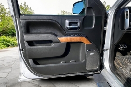 Used 2017  Chevrolet Silverado 1500 4WD Crew Cab LTZ at Carrikers Auto Outlet near Oskaloosa&comma; IA