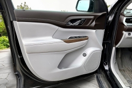 Used 2023  GMC Acadia AWD 4dr SLE at Carrikers Auto Outlet near Oskaloosa&comma; IA