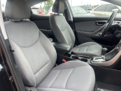 Used 2013  Hyundai Elantra 4d Sedan GLS Auto at Carrikers Auto Outlet near Oskaloosa&comma; IA