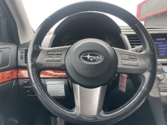 Used 2011  Subaru Outback 4d SUV i Limited Moonroof&sol;Nav at Carrikers Auto Outlet near Oskaloosa&comma; IA