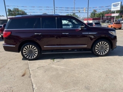 Used 2019 Lincoln Navigator 4d SUV 4WD Reserve at Carrikers Auto Outlet near Oskaloosa, IA
