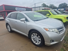 Used 2014  Toyota Venza 4d SUV AWD LE at Carrikers Auto Outlet near Oskaloosa&comma; IA