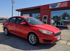 Used 2017 Ford Focus 4d Sedan SE at Carrikers Auto Outlet near Oskaloosa, IA