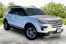 Used 2018  Ford Explorer 4d SUV FWD XLT Ecoboost at Carrikers Auto Outlet near Oskaloosa&comma; IA