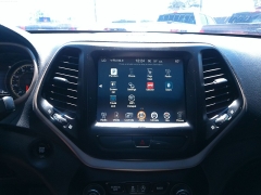 Used 2017 Jeep Cherokee 4d SUV 4WD Limited V6 at Carrikers Auto Outlet near Oskaloosa, IA