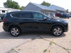 Used 2023 Hyundai Santa Fe SEL AWD at Carrikers Auto Outlet near Oskaloosa, IA