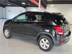 Used 2017  Chevrolet Trax 4d SUV AWD LT at Carrikers Auto Outlet near Oskaloosa&comma; IA