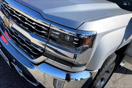 Used 2017  Chevrolet Silverado 1500 4WD Crew Cab LTZ at Carrikers Auto Outlet near Oskaloosa&comma; IA