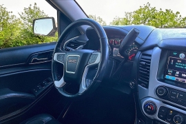 Used 2018  GMC Yukon 4d SUV 4WD SLT at Carrikers Auto Outlet near Oskaloosa&comma; IA