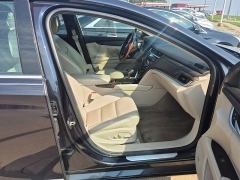 Used 2013  Cadillac XTS 4d Sedan at Carrikers Auto Outlet near Oskaloosa&comma; IA